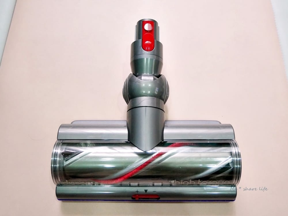 dyson (6).JPG dyson (6).JPG