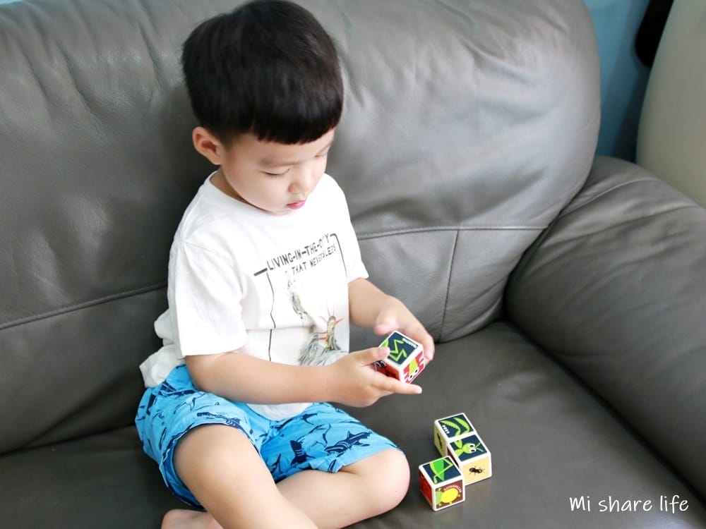 eyeup (3).JPG eyeup (3).JPG