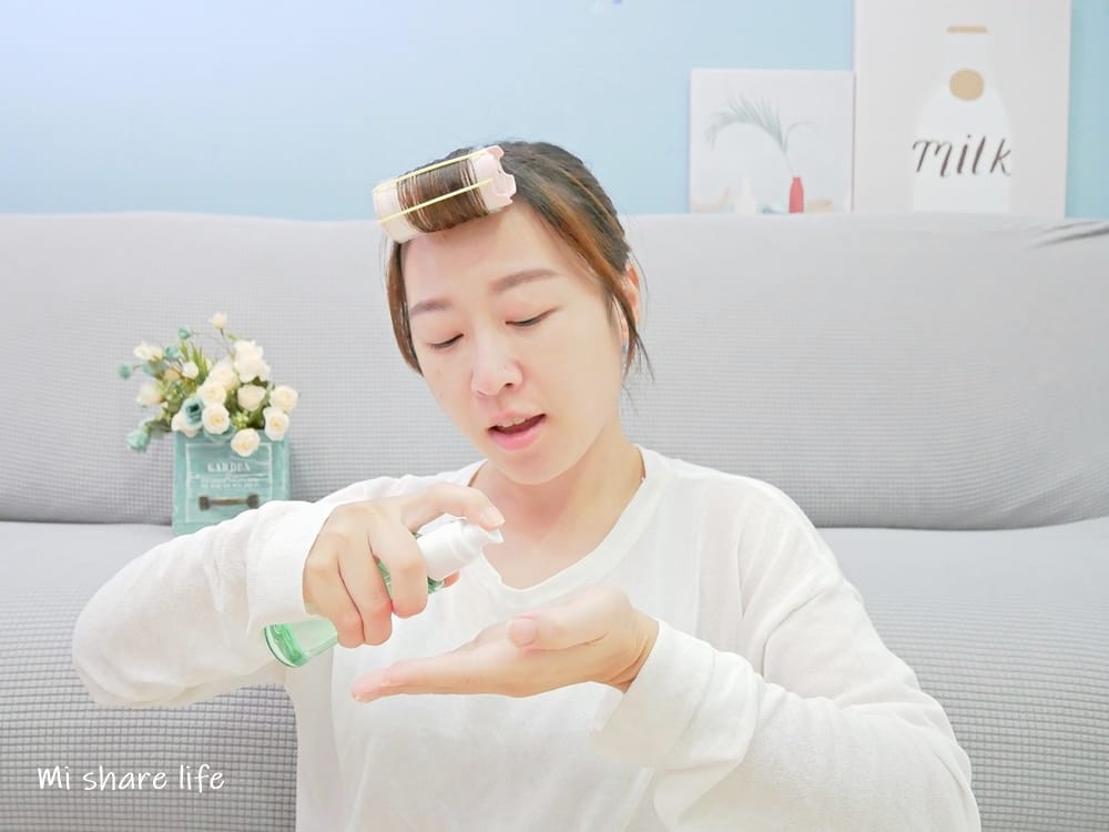 CHIC CHOC植萃舒活菁華液-使用中 CHIC CHOC植萃舒活菁華液-使用中