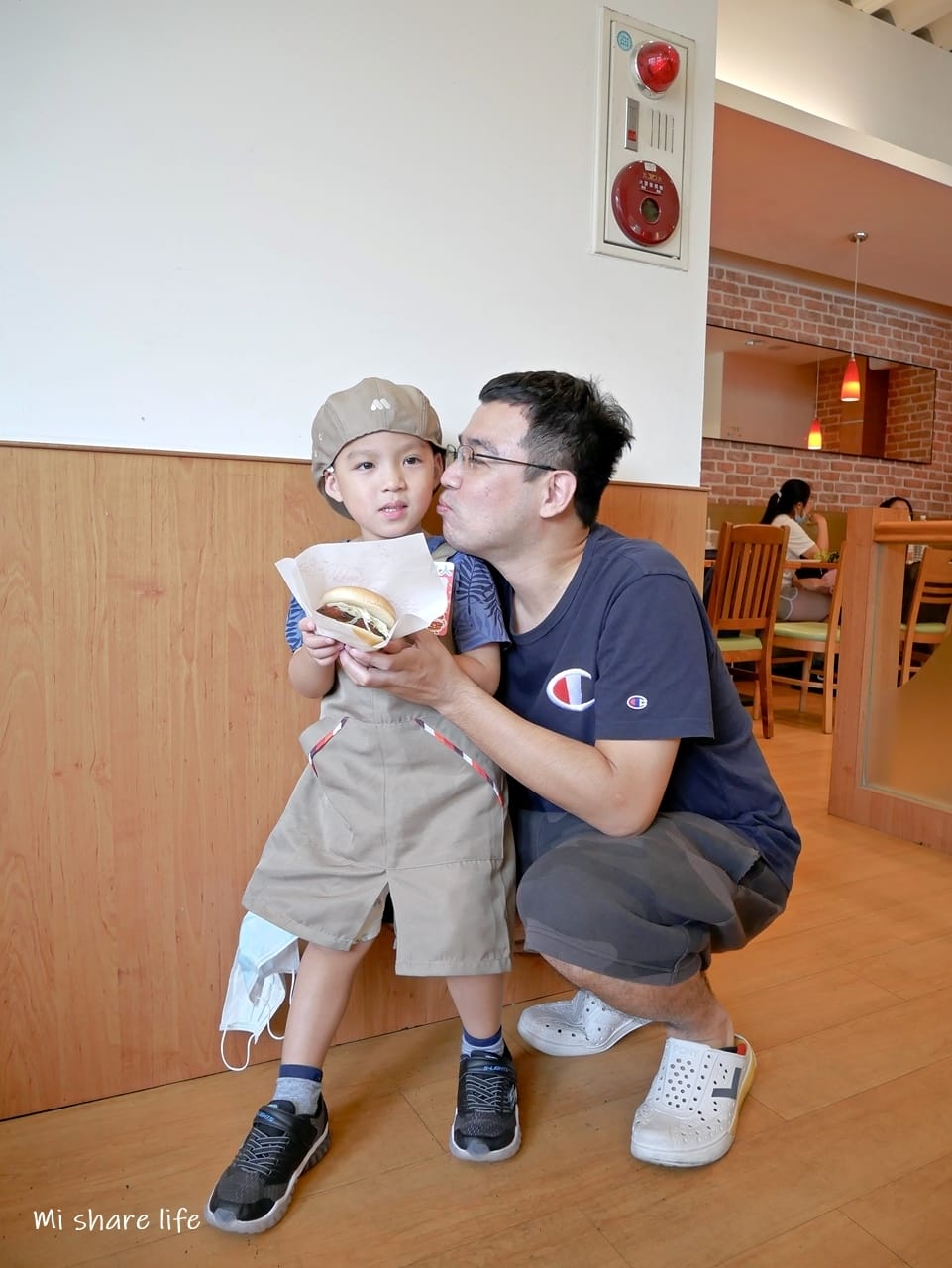 摩斯漢堡 小小廚師 小小漢堡達人 (14).jpg 摩斯漢堡 小小廚師 小小漢堡達人 (14).jpg