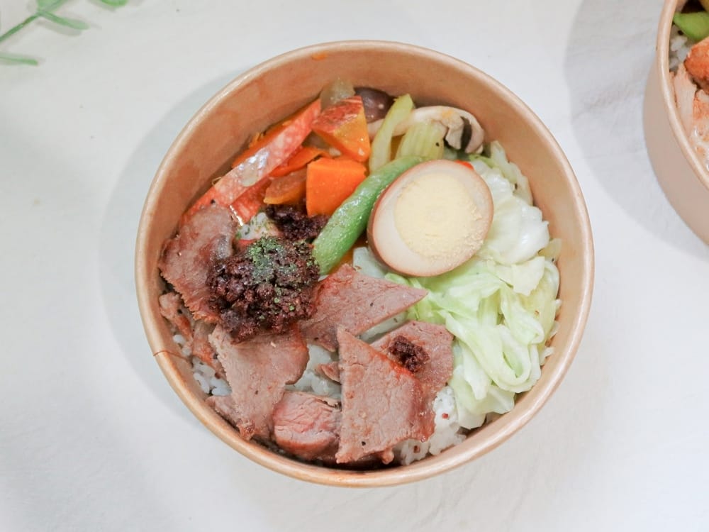 /tmp/phpAaeayE /tmp/phpAaeayE