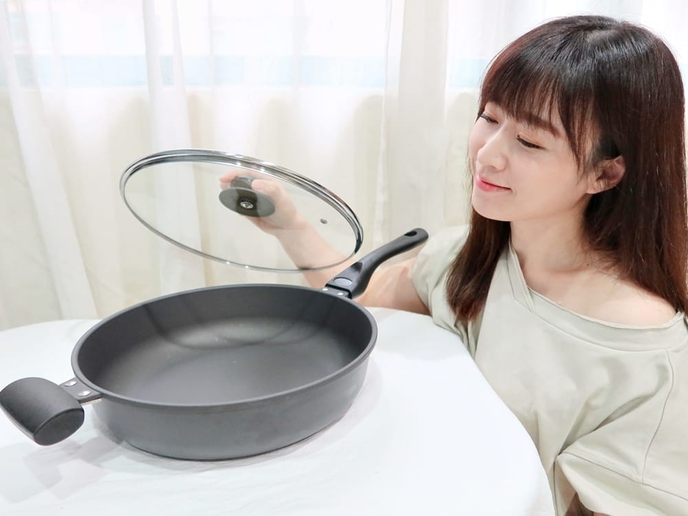 WOKY極岩鍋 (2).jpg WOKY極岩鍋 (2).jpg