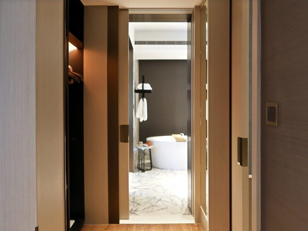 /tmp/phpHjjzdd /tmp/phpHjjzdd