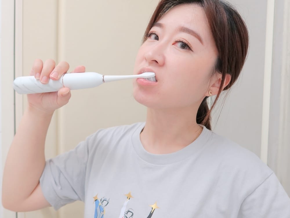usmile電動牙刷 (16).jpg