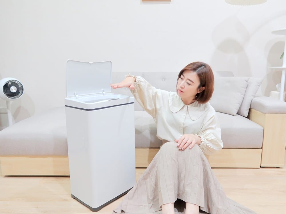 OEC智能美學感應式垃圾桶 (17).jpg OEC智能美學感應式垃圾桶 (17).jpg