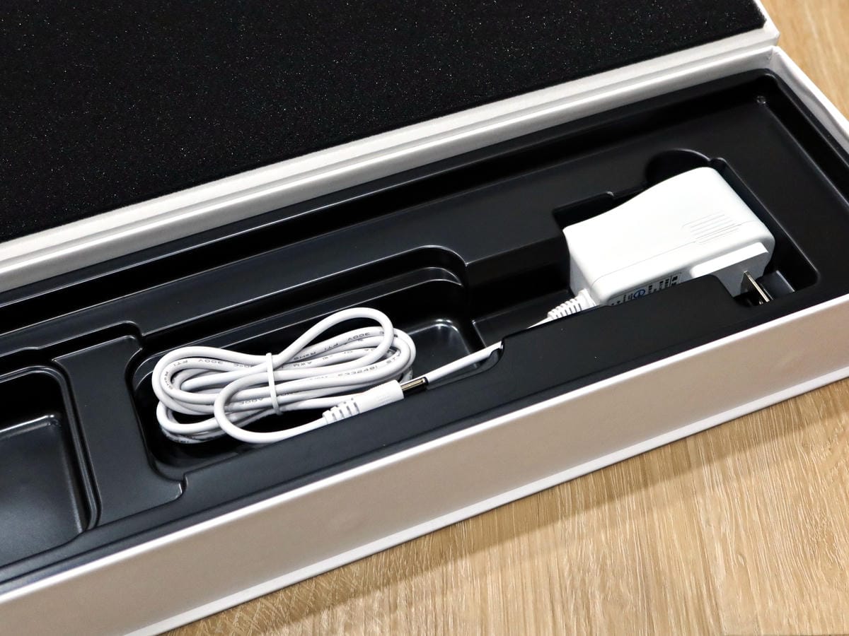 GNH Design House OLED護眼檯燈 (7).jpg GNH Design House OLED護眼檯燈 (7).jpg