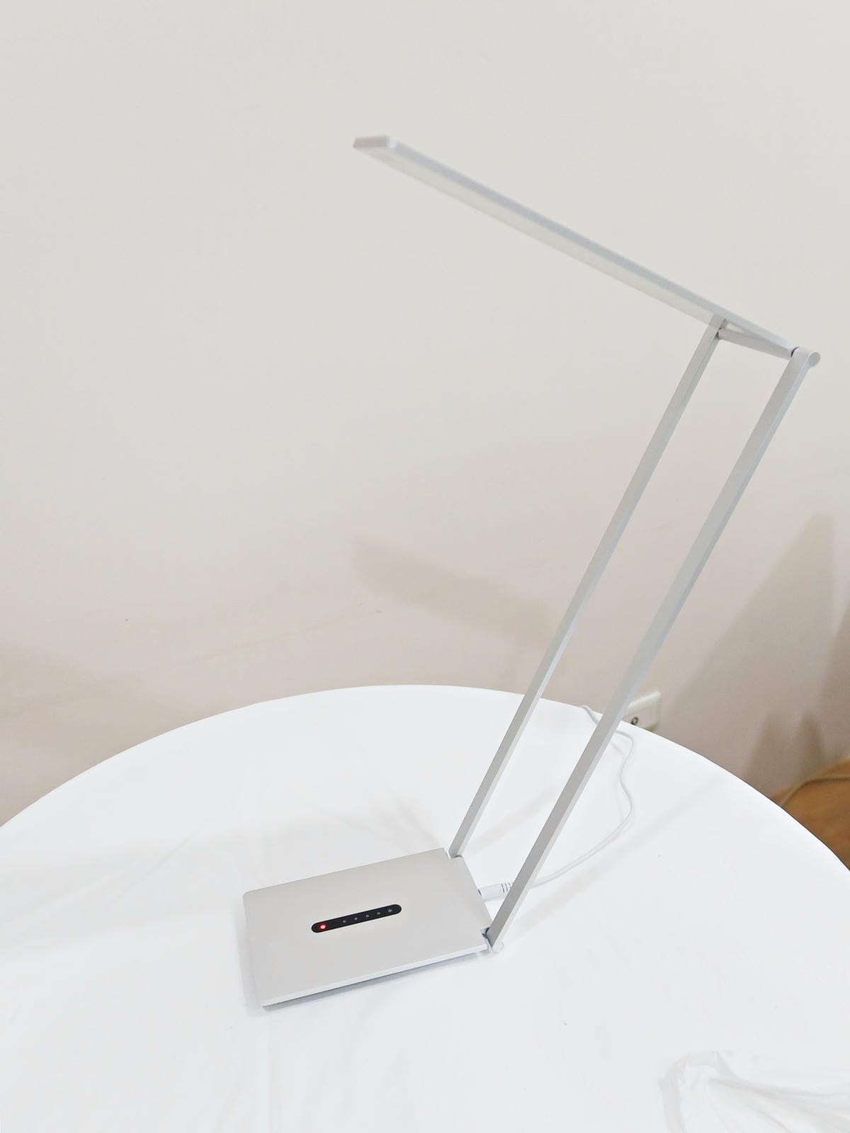 GNH Design House OLED護眼檯燈 (11).jpg GNH Design House OLED護眼檯燈 (11).jpg