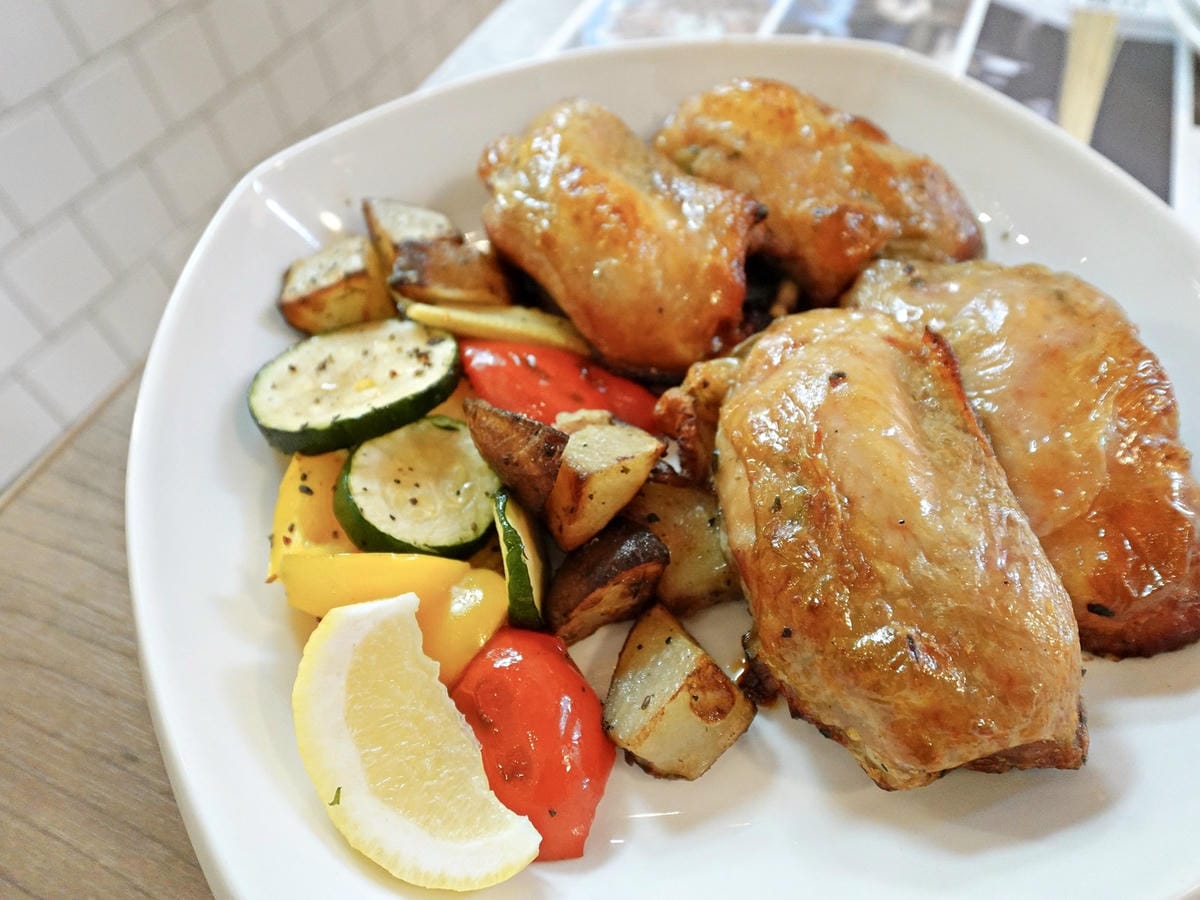 24 BANCO.jpg 24 BANCO.jpg