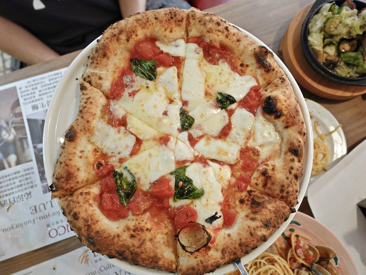 21 BANCO.jpg 21 BANCO.jpg