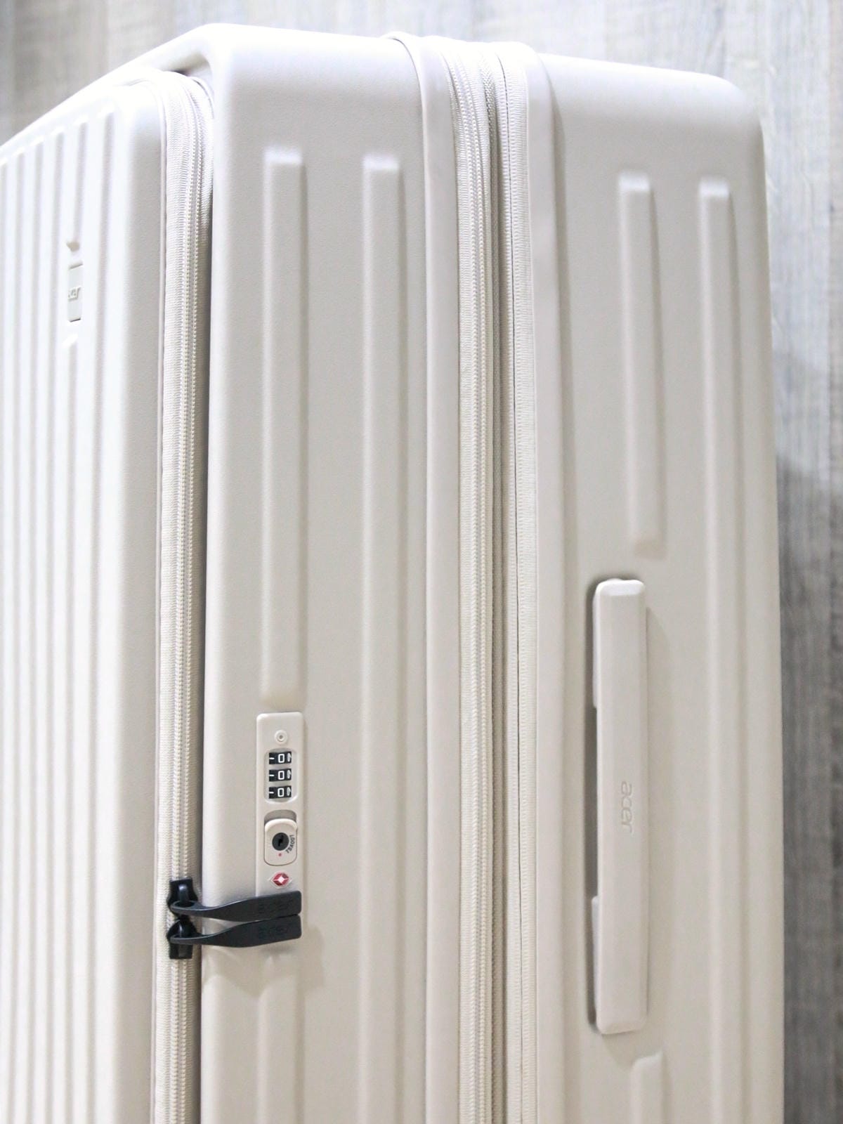 ACER哥本哈根前開式行李箱 (7).jpg ACER哥本哈根前開式行李箱 (7).jpg