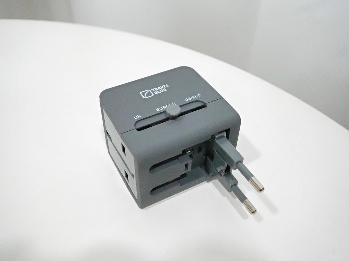 Travel Blue 藍旅萬國轉接插頭 (7).jpg Travel Blue 藍旅萬國轉接插頭 (7).jpg